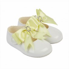 B060: Baby Girls Bow & Diamante Soft Soled Shoe-White/Lemon (Shoe Sizes: 0-3)